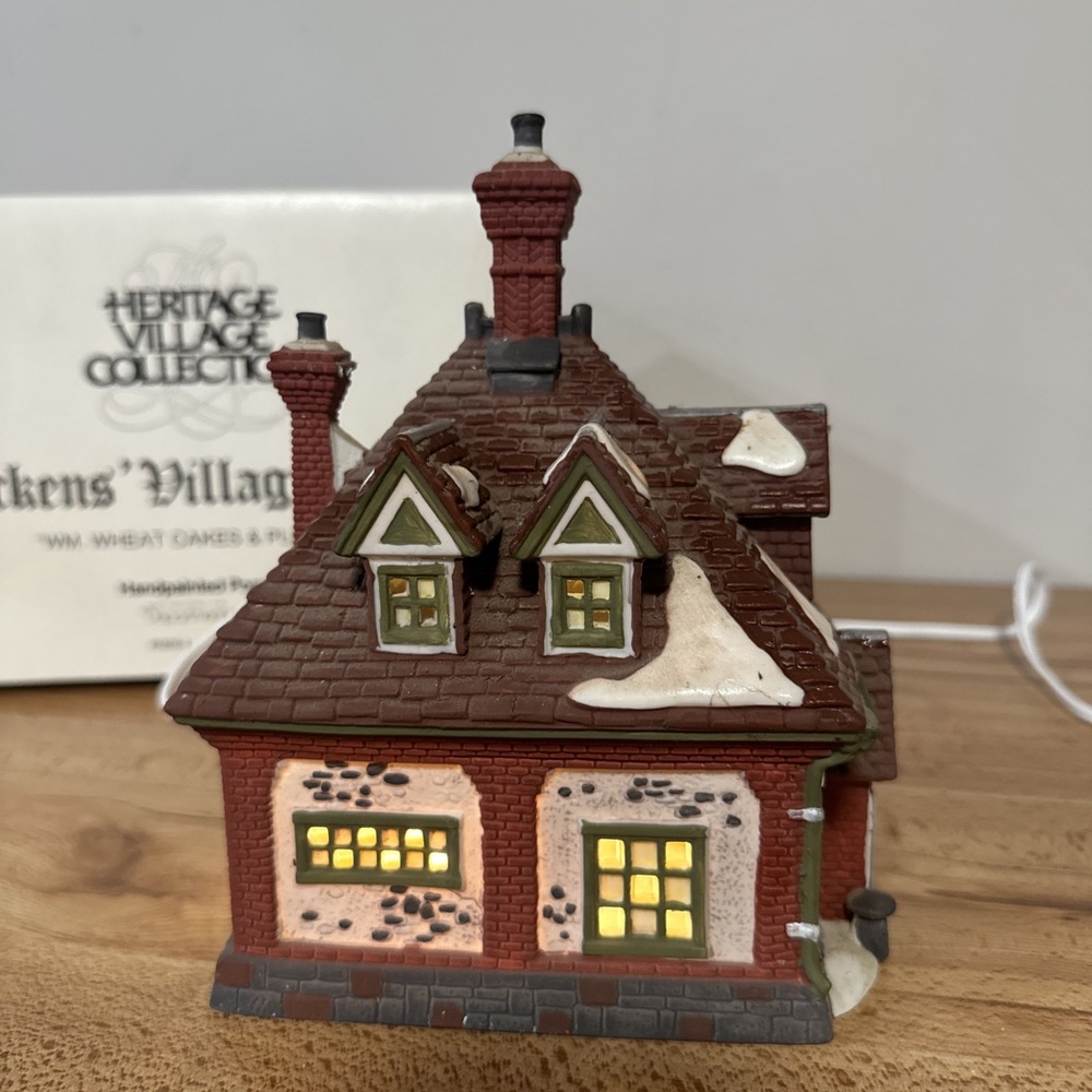 Dept 56 Dickens Village Series Wm. Wheat Cakes & Puddings 5808-4 Heritage 1993 - Picture 4 of 6